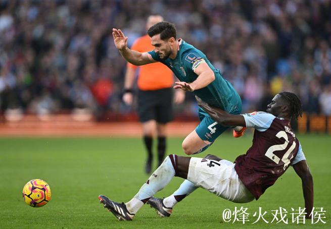 英超-布鲁诺任意球建功卡塞米罗立功 曼联4-4战平伯恩茅斯